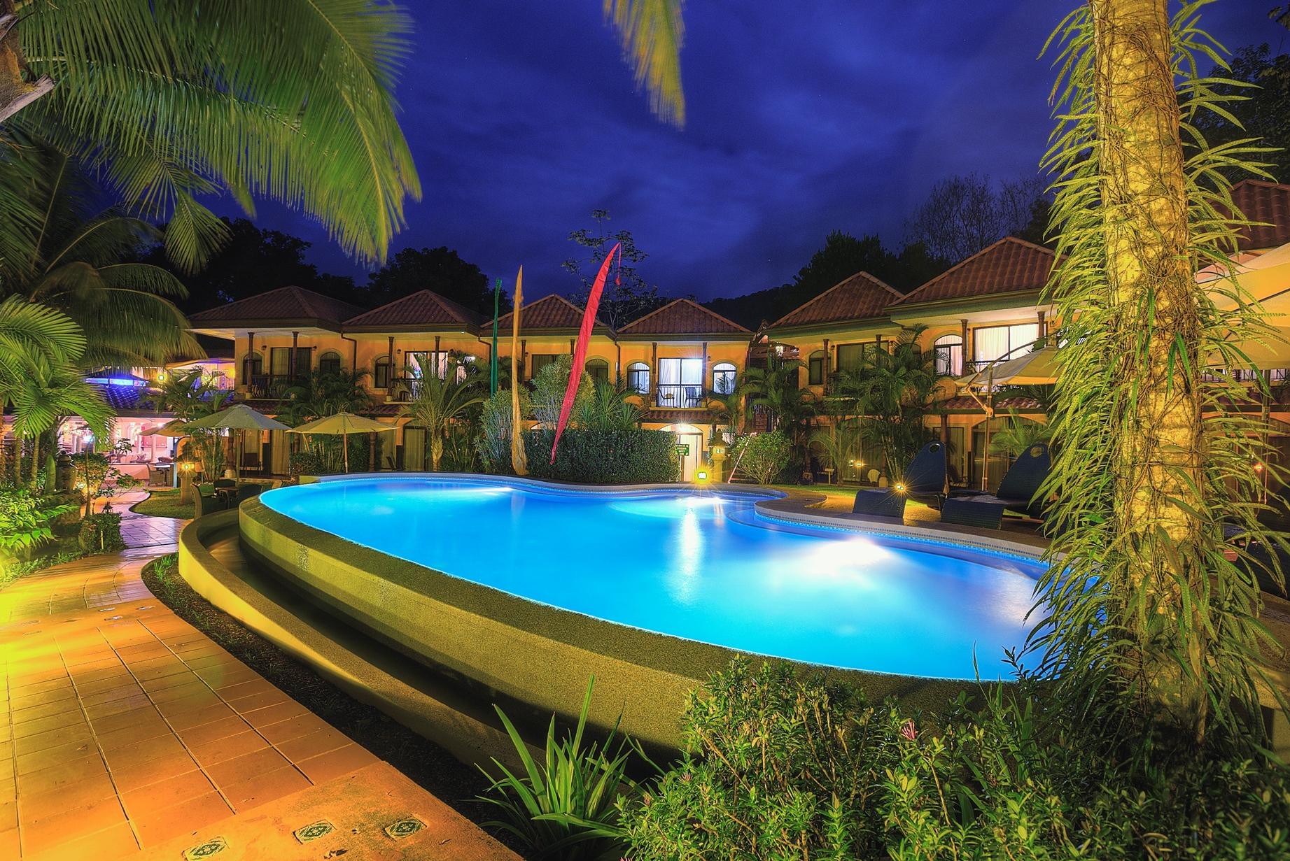 Hotel Cuna Del Angel Dominical Bagian luar foto
