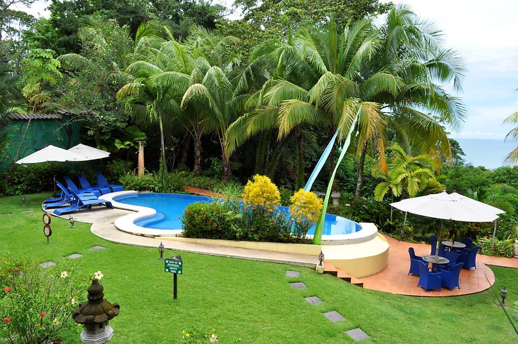 Hotel Cuna Del Angel Dominical Bagian luar foto