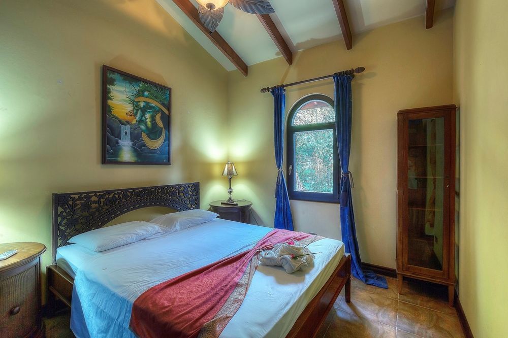 Hotel Cuna Del Angel Dominical Bagian luar foto