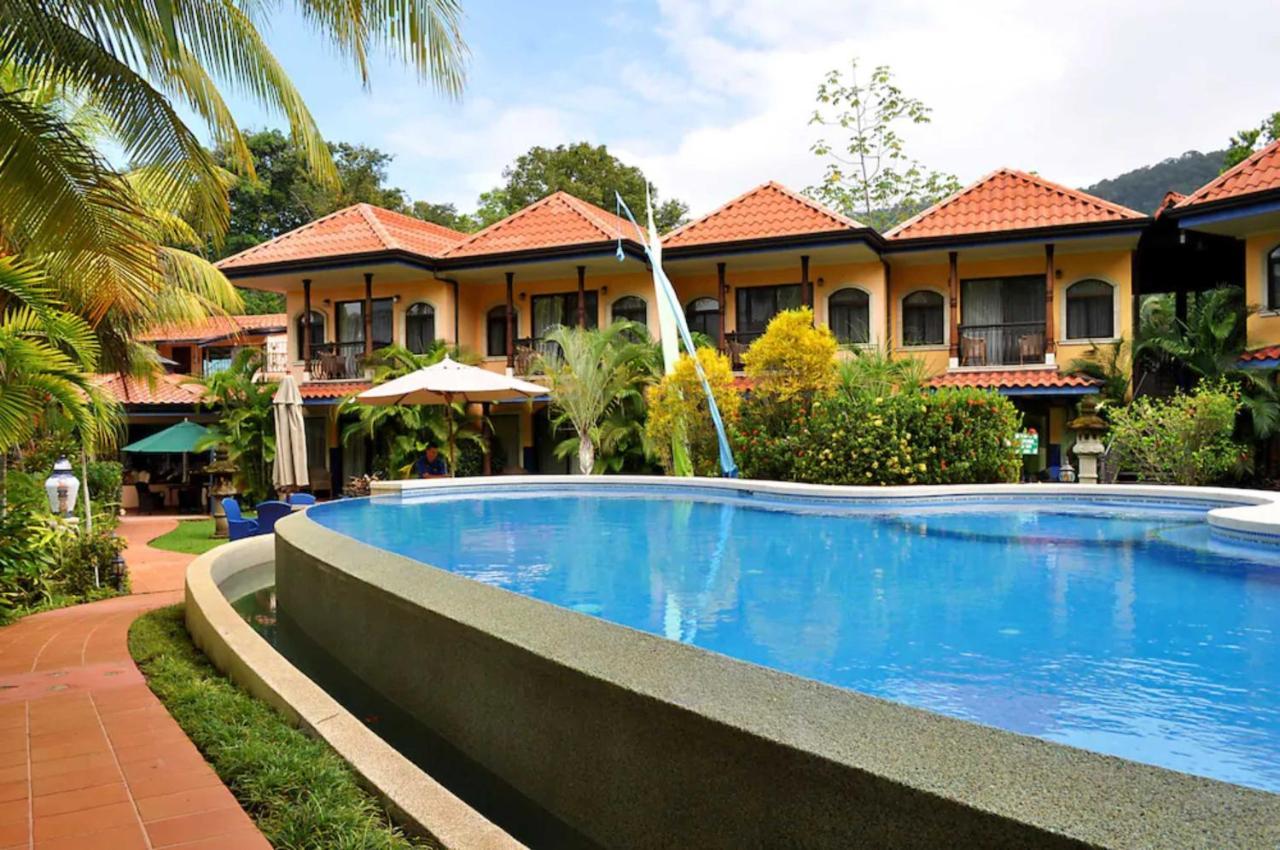Hotel Cuna Del Angel Dominical Bagian luar foto